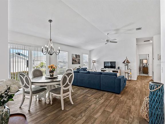 3rd image of 3250 SHERFINSKI AVENUE
