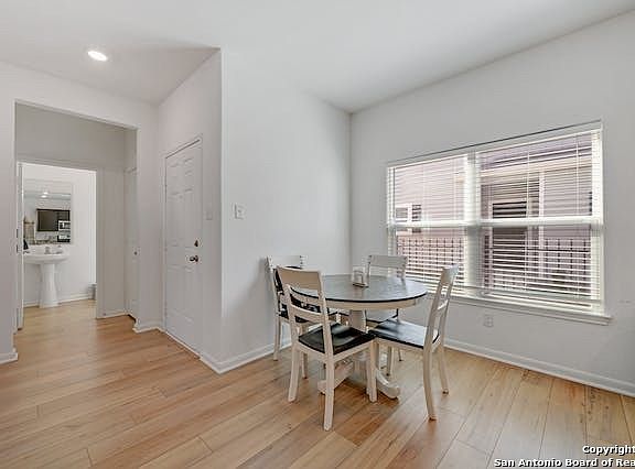 3rd image of 10834 Quinn Ct