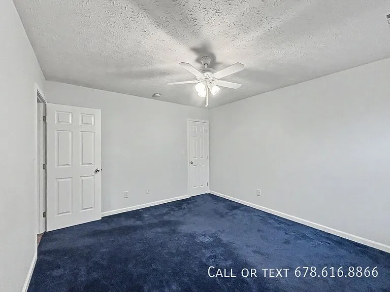 560 Lee Byrd Rd #B — Photo 8