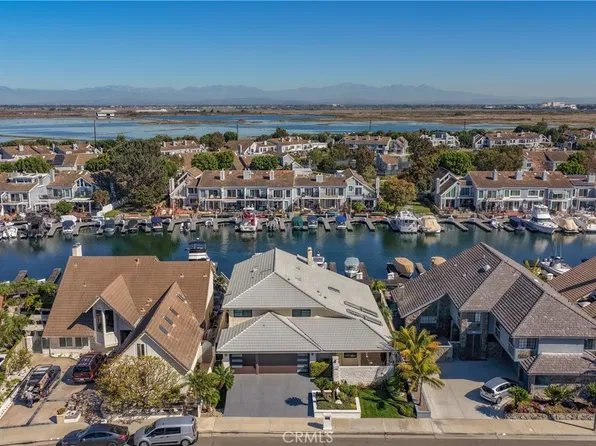3451 Sagamore Dr, Huntington Beach, CA 92649