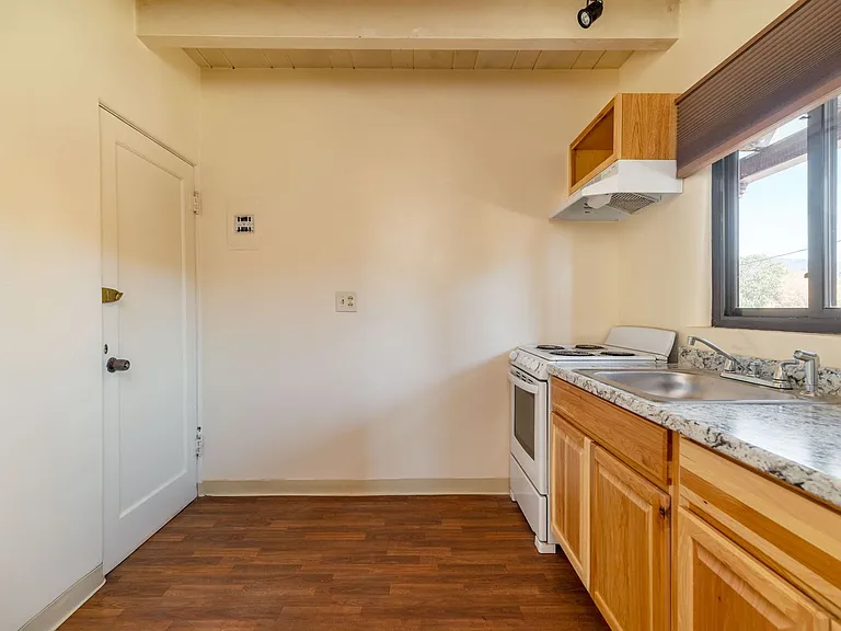 510 Sunset St — Photo 20