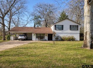 2500 E Houston Ave, Crockett, TX 75835