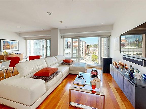 3rd image of 200 Exchange St Unit 514