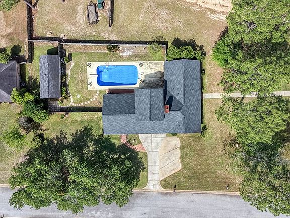 3rd image of 169 Glendale Rd