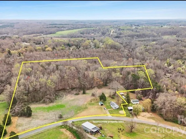 2551 Bristol Rd, Statesville, NC 28677