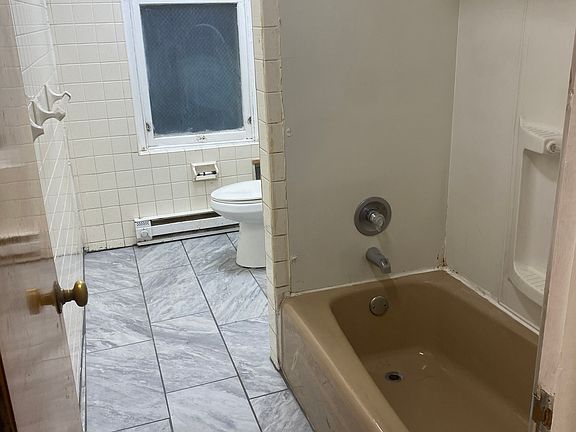 4th image of 29 N 13th St #2
