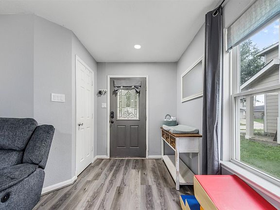 4th image of 7931 Sagemark Ridge Dr