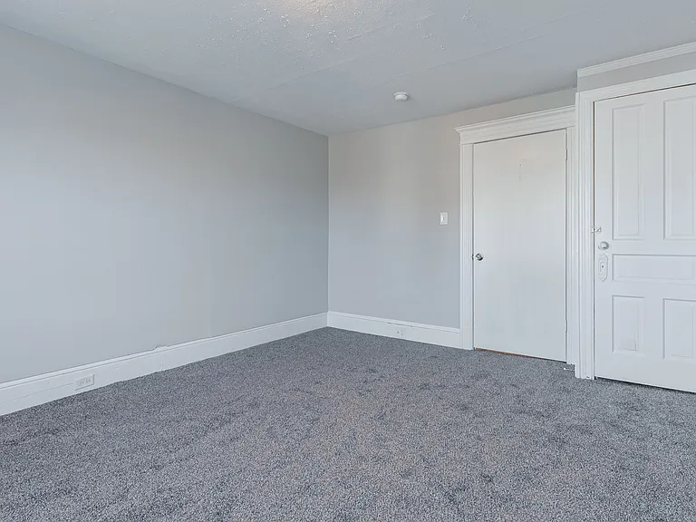 802 Quincy Ave — Photo 39