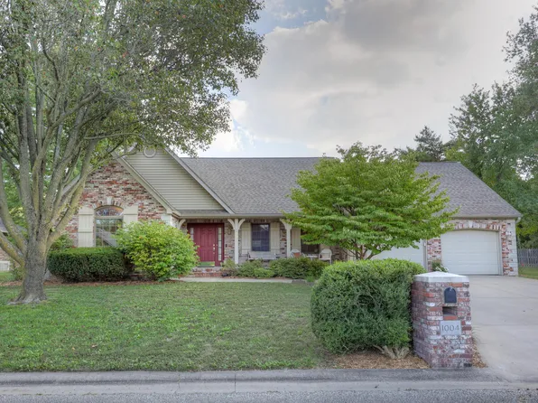 1004 Gene Taylor Drive, Carthage, MO 64836