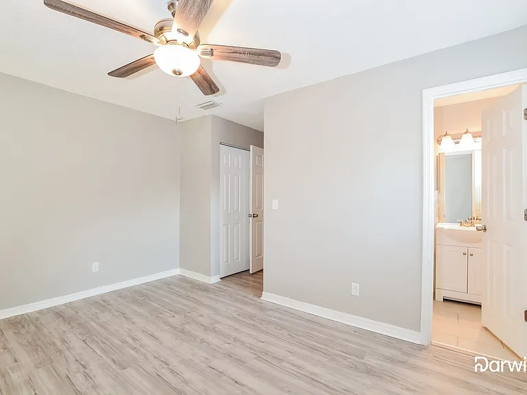 303 S Edgemon Ave — Photo 12