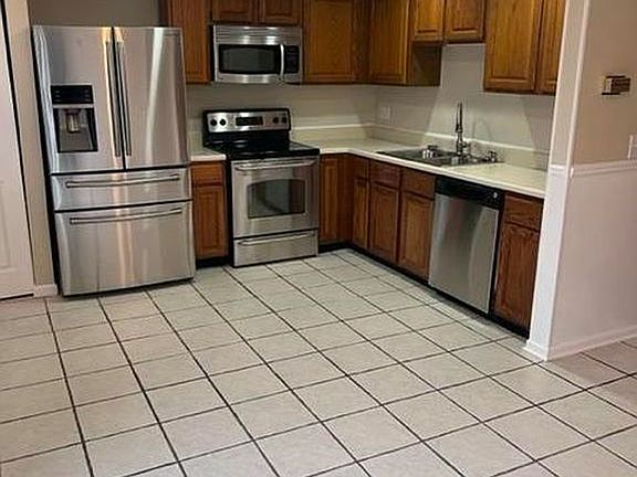 4th image of 9558 Woodstate Dr