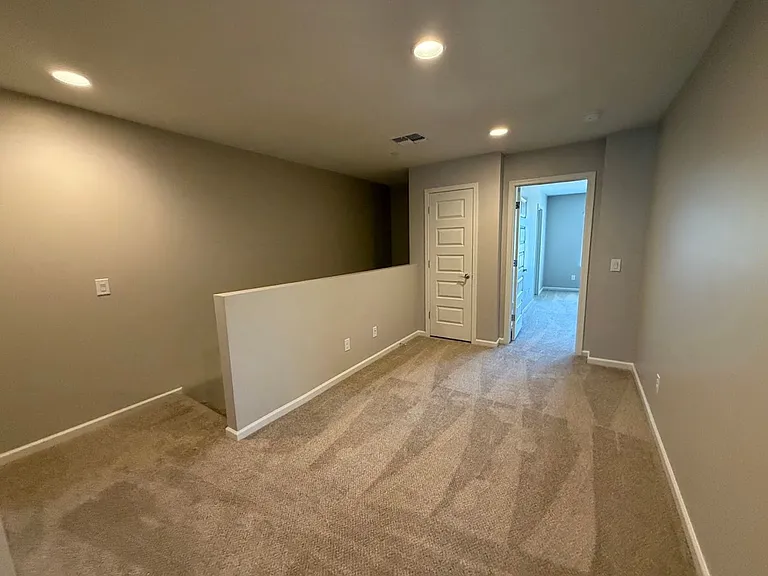 733 E Commonwealth Ave #5 — Photo 9