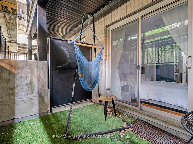 429 Kent St #105 — Photo 15