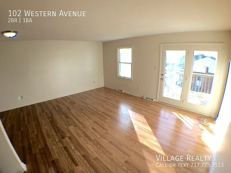 102 Western Ave — Photo 11