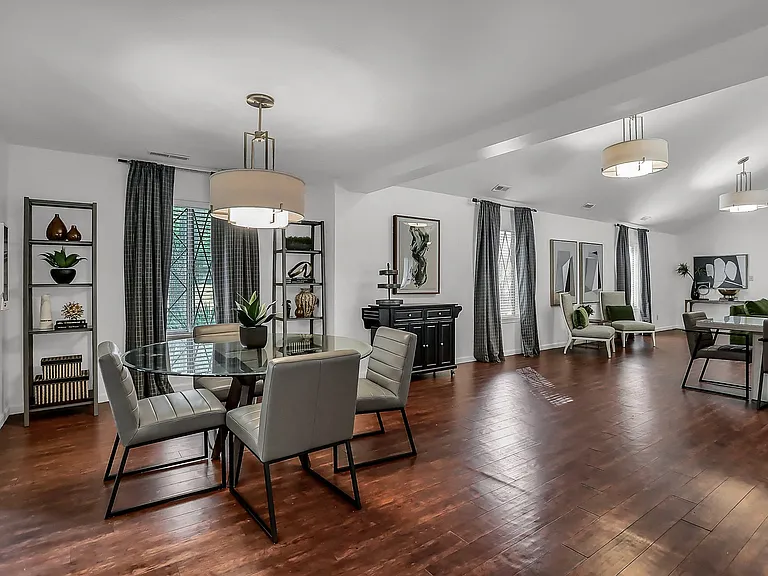 Polo Run Apartments — Photo 50