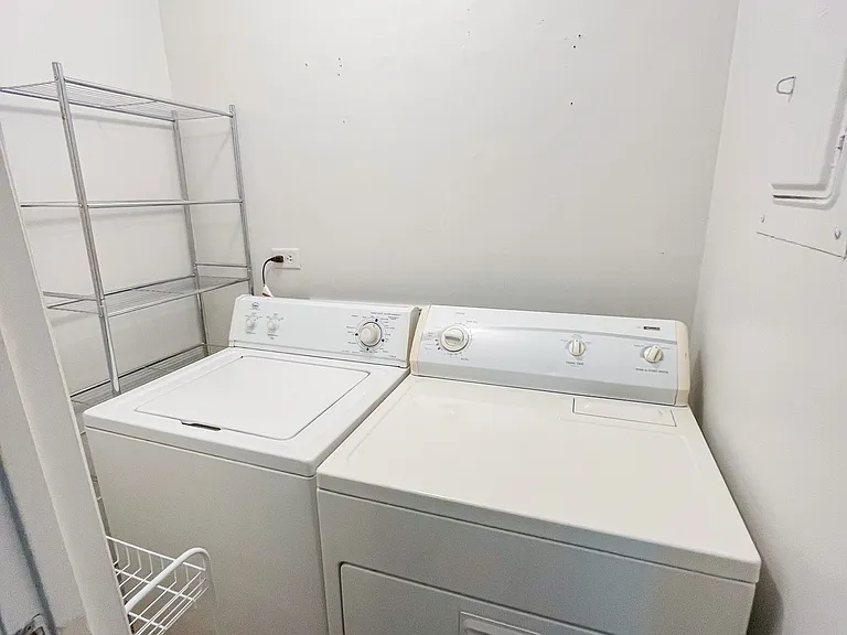 1026 Oakland Ave #1026 — Photo 10