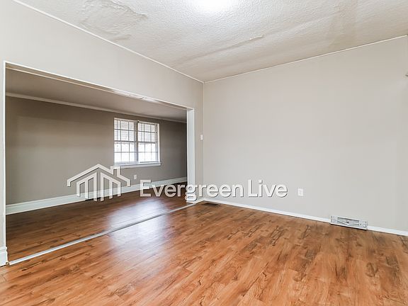 5th image of 3533 Marshall Ave