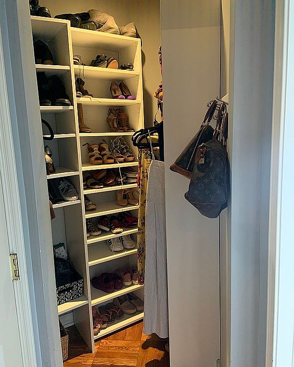 1st image of 2601 Pennsylvania Ave APT 930