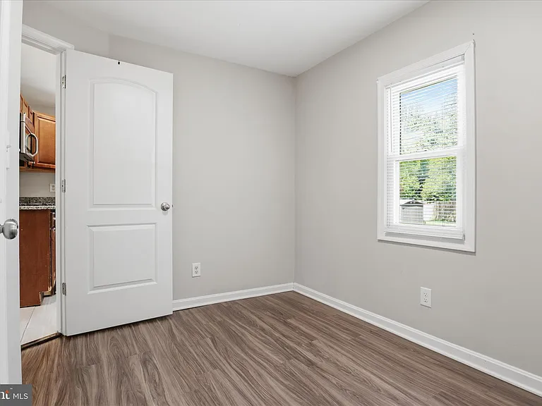 5242 Sands Rd — Photo 12