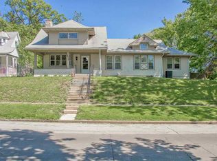 1020 E 15th St, Davenport, IA