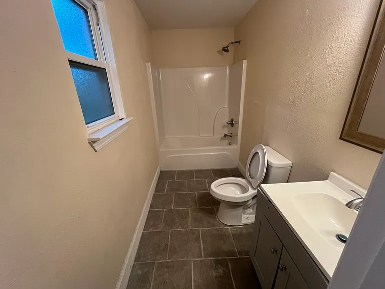 6276 Ferguson Ct — Photo 3