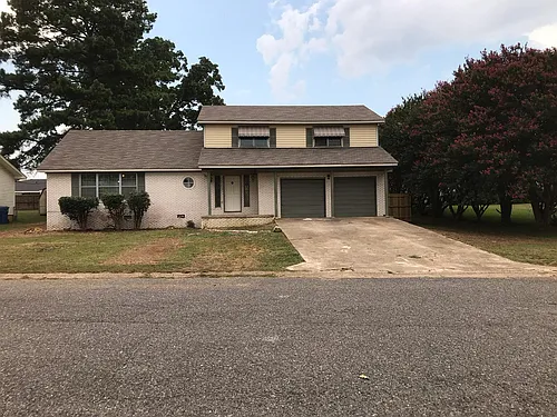 1703 Delano St Photo 1