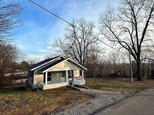 904 Jackson St, Doniphan, MO 63935