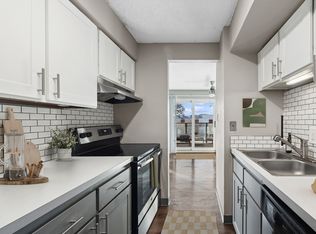 Arrive 800 Penn, Denver, CO 80203