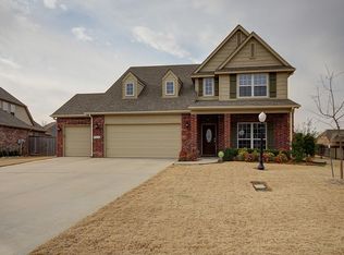 14300 E 102nd Cres N, Owasso, OK 74055