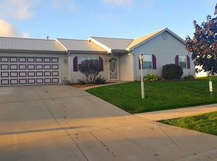 403 Prairie Ln, Fremont, IN 46737
