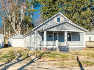 514 3rd St NE, New Philadelphia, OH 44663