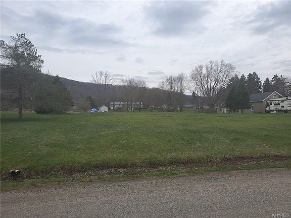 4th image of 6133 Fairview Ln