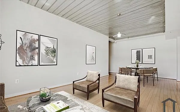 2 bed, 842 sqft, $3,200 — Photo 3
