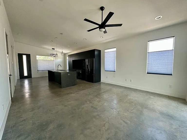 2835 Fairfield Ave S — Photo 11
