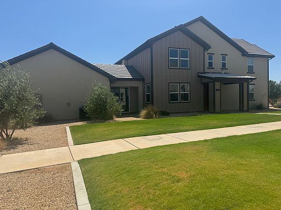 2nd image of 662 W Rosa Ln