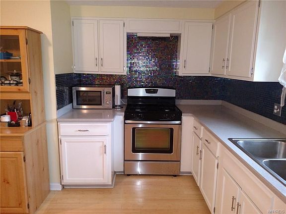 5th image of 113 Norman Dr