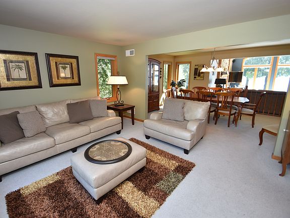 2nd image of 3462 Lake Dr