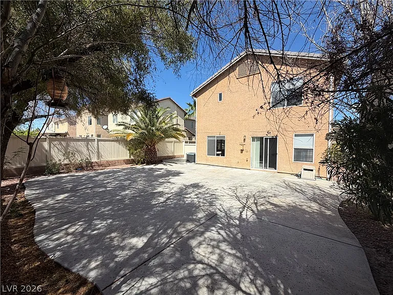 2515 Begonia Valley Ave — Photo 31