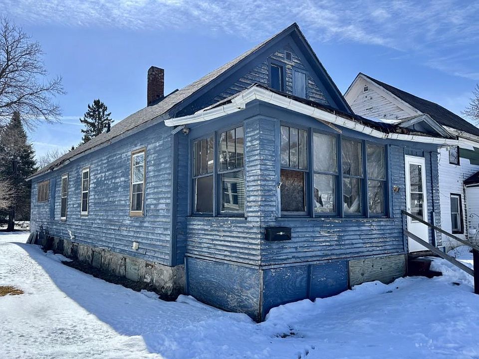 1st image of 208 E WISCONSIN AVENUE