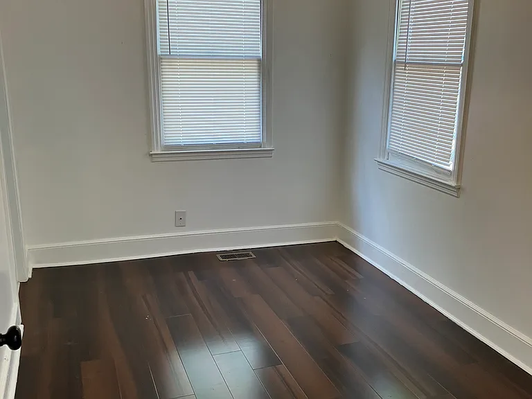 203 Branham St — Photo 5