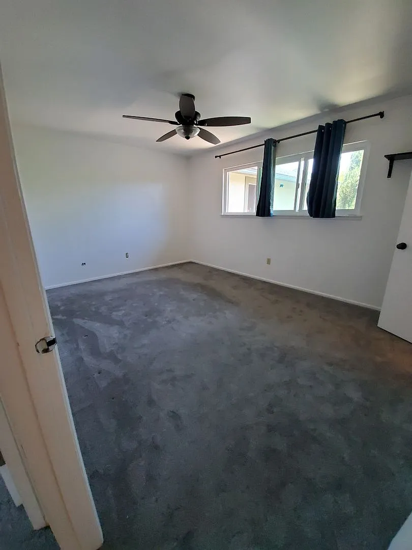 2bd/1.5 w/ Carport and Patio — Photo 4