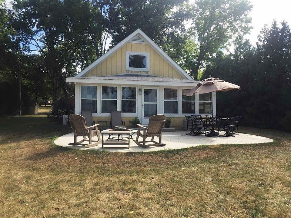 1st image of 123 Lucien Dr