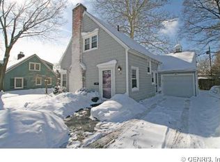 52 Village Ln, Rochester, NY 14610