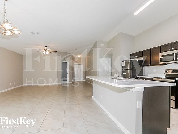 5th image of 1219 SW Jacqueline Ave