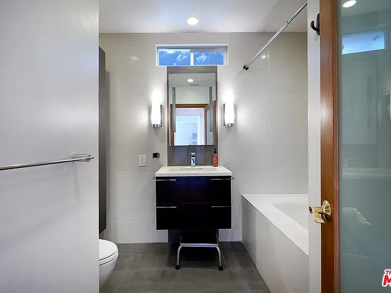 7907 Reading Ave — Photo 13