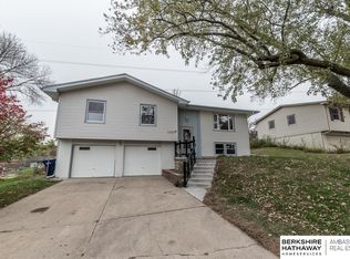 2807 Columbus Ave, Bellevue, NE 68005