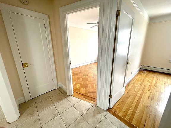 4th image of 21-73 45th St #2R