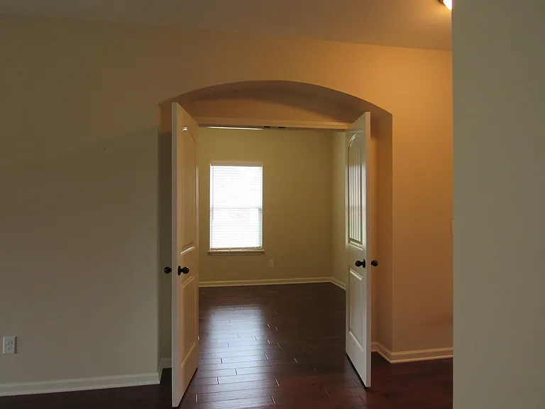 172 Shirley Blvd — Photo 10