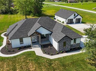 7103 W 32nd St, Sedalia, MO 65301