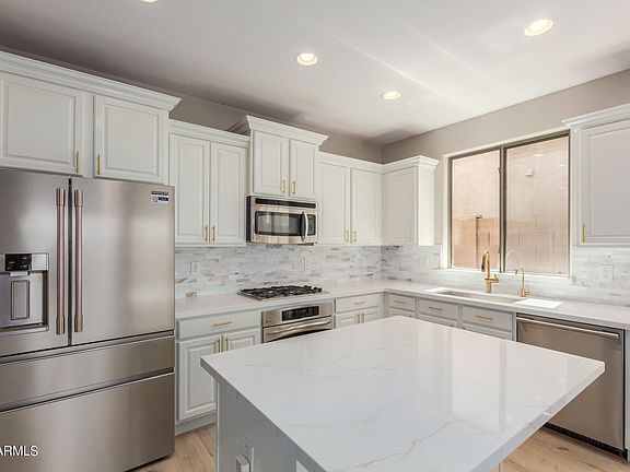 4th image of 1605 W SATINWOOD Drive